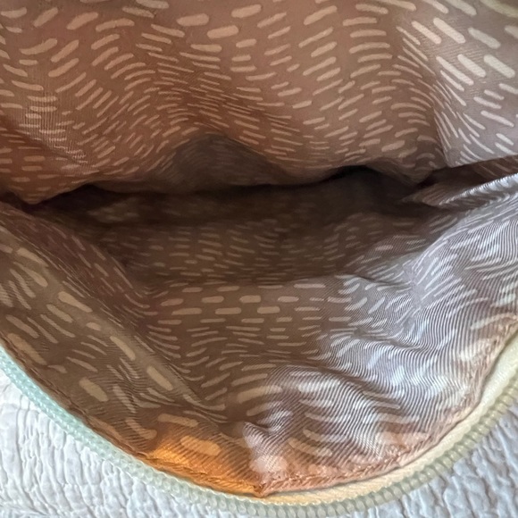 Floral and canvas fold over crossbody, gently used Sakroots - Picture 3 of 16